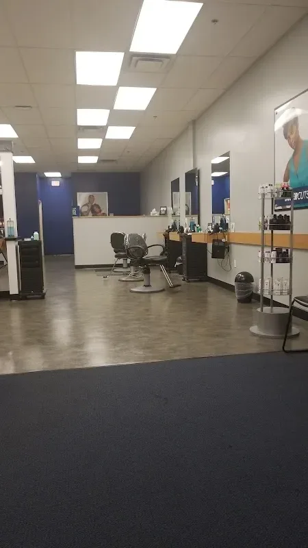 SUPERCUTS — Hair salon in Munster